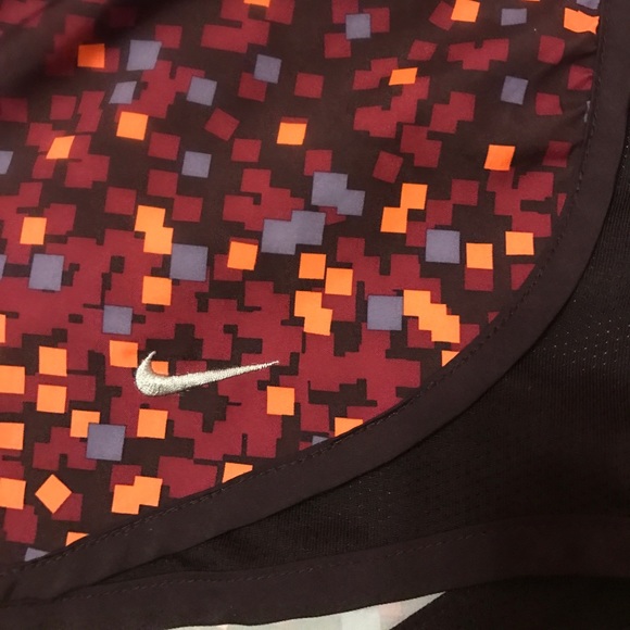 Nike Running shorts - Picture 2 of 3